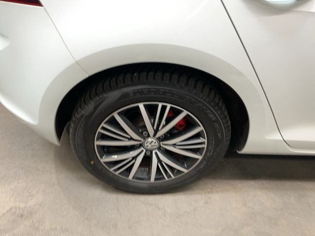 Volkswagen Golf VII 1.2 TSI Allstar BlueMotion Tech 2016 – снимка 9
