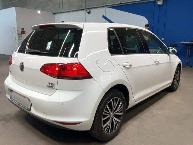 Volkswagen Golf VII 1.2 TSI Allstar BlueMotion Tech 2016 – снимка 8