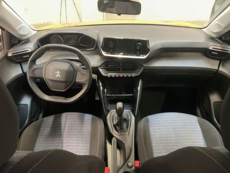 Peugeot 208 1.2 PureTech Like 2022 – снимка 17