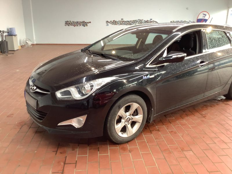 Hyundai i40 1.6 Trend Blue 2015 – снимка 2