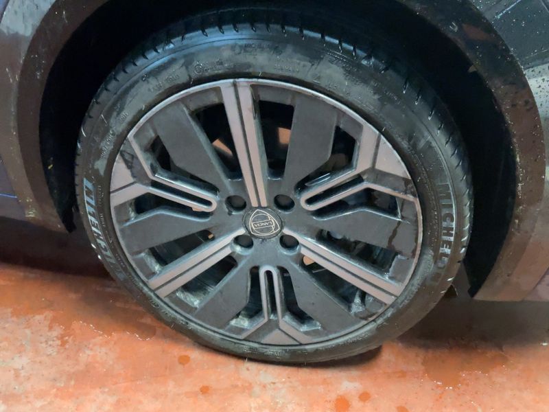 Lancia Ypsilon 1.2 Mild-Hybrid Cassina Limited Edition 2025 – снимка 11