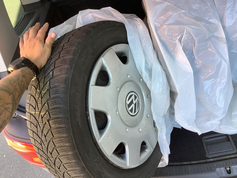 Volkswagen Touran 2.0 TDI Comfortline 2011 – снимка 15