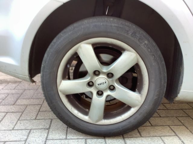 Volkswagen Touran 2.0 TDI Comfortline 2011 – снимка 9