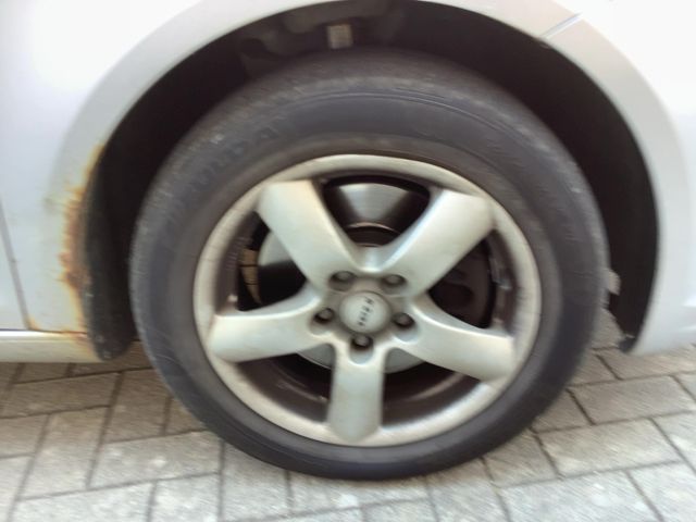 Volkswagen Touran 2.0 TDI Comfortline 2011 – снимка 11
