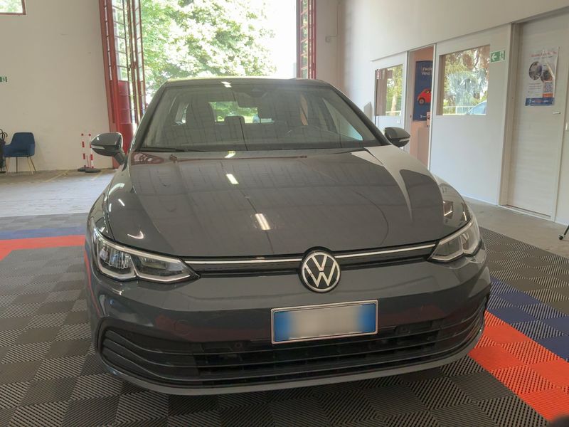 Volkswagen Golf VIII 2.0 TDI Life 2020 – снимка 14