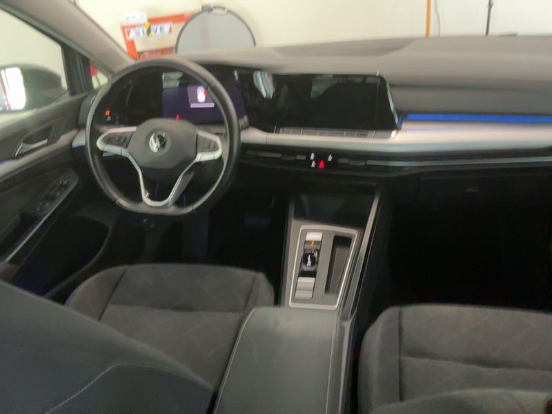 Volkswagen Golf VIII 2.0 TDI Life 2020 – снимка 17