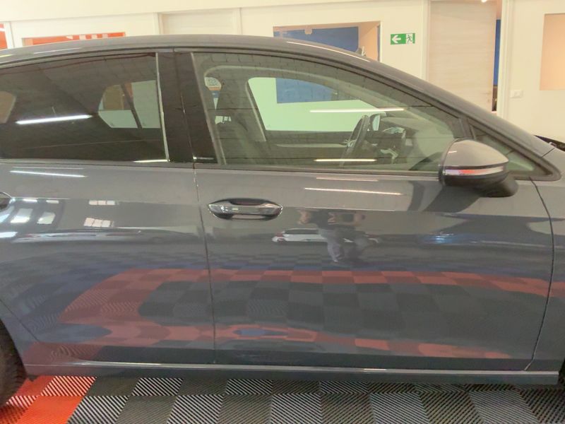 Volkswagen Golf VIII 2.0 TDI Life 2020 – снимка 10