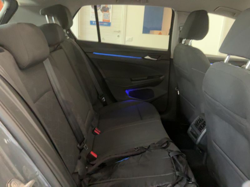 Volkswagen Golf VIII 2.0 TDI Life 2020 – снимка 19
