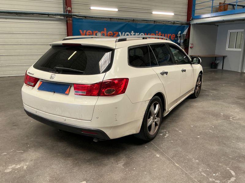 Honda Accord 2.2 DTEC Luxury 2008 – снимка 2