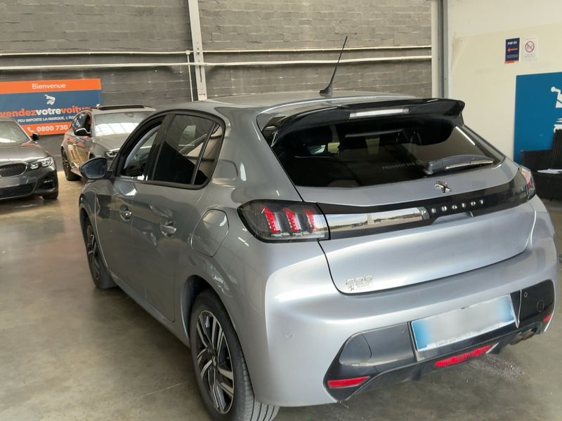 Peugeot 208 1.2 PureTech Allure 2020 – снимка 6
