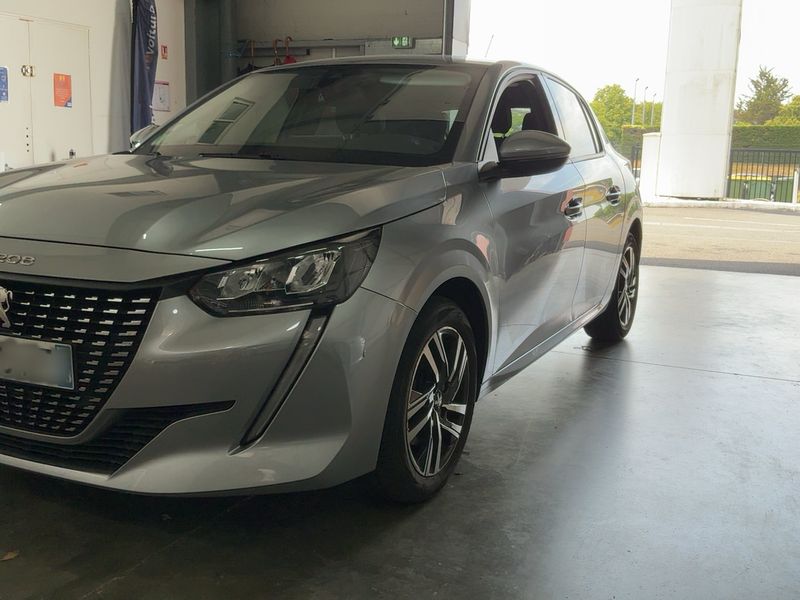 Peugeot 208 1.2 PureTech Allure 2020 – снимка 2