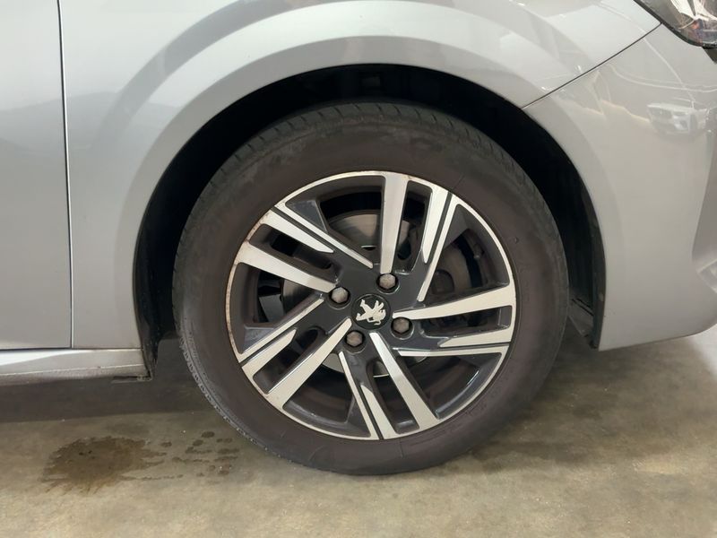 Peugeot 208 1.2 PureTech Allure 2020 – снимка 11