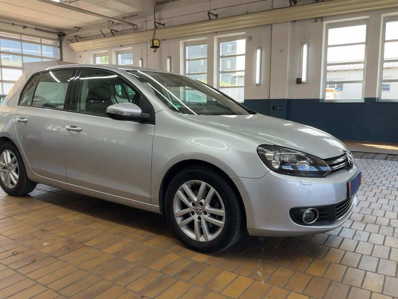 Volkswagen Golf VI 1.4 TSI Highline 2011 – снимка 12