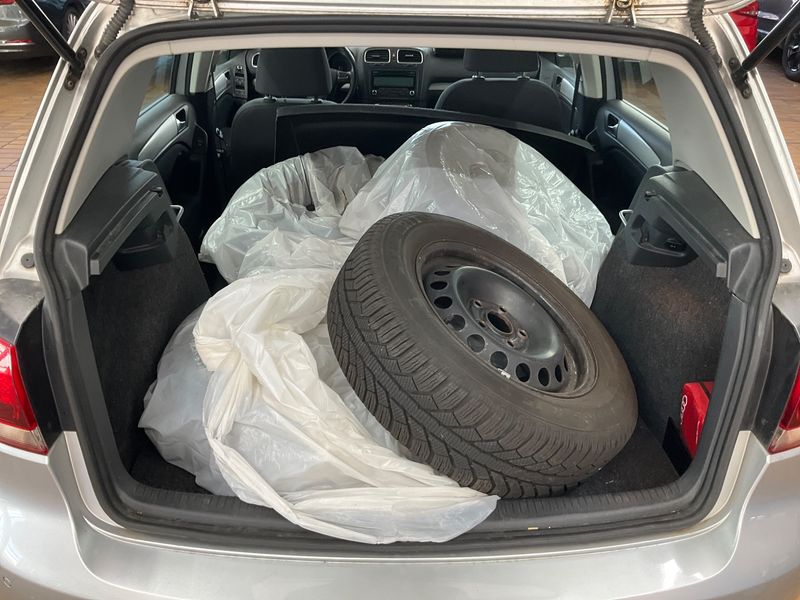 Volkswagen Golf VI 1.4 TSI Highline 2011 – снимка 15