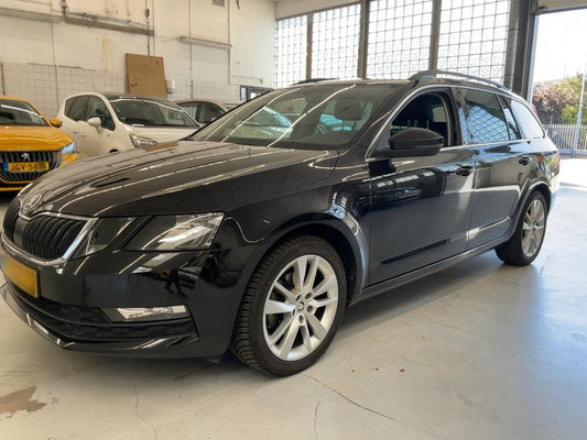 Skoda Octavia 1.5 TSI ACT Ambition 2020 – снимка 2