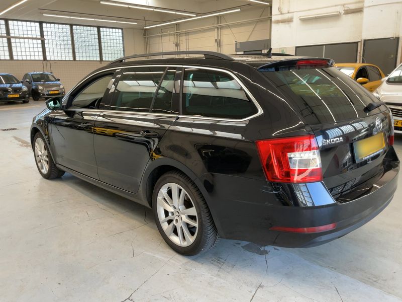 Skoda Octavia 1.5 TSI ACT Ambition 2020 – снимка 6
