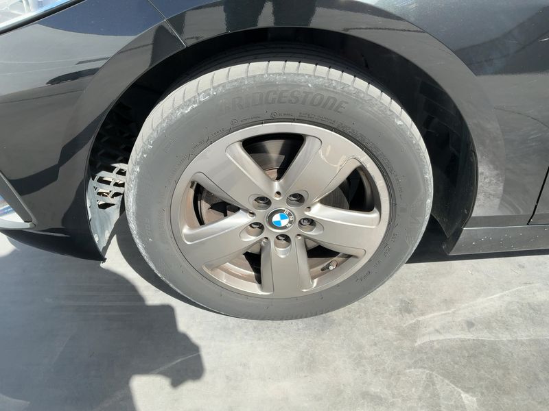 BMW 1er 118i Advantage 2021 – снимка 3