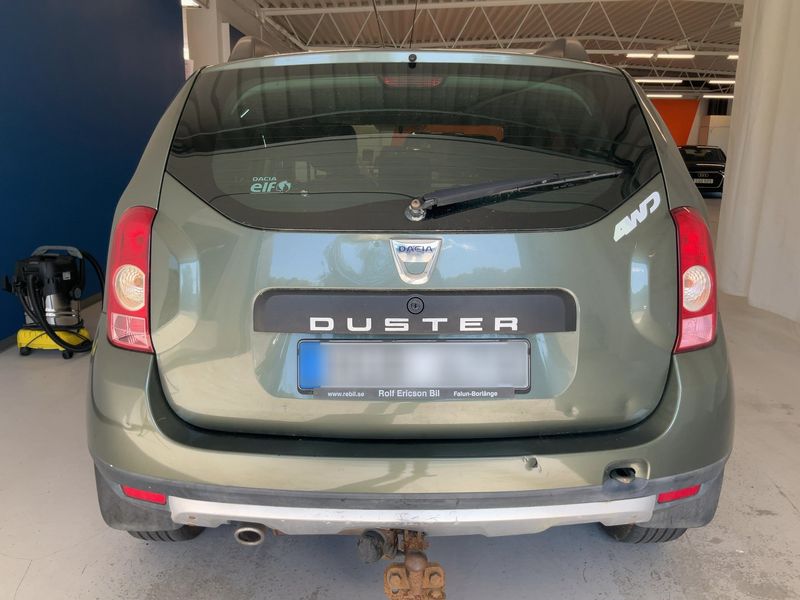 Dacia Duster 1.5 dCi Laureate 4x4 2013 – снимка 7