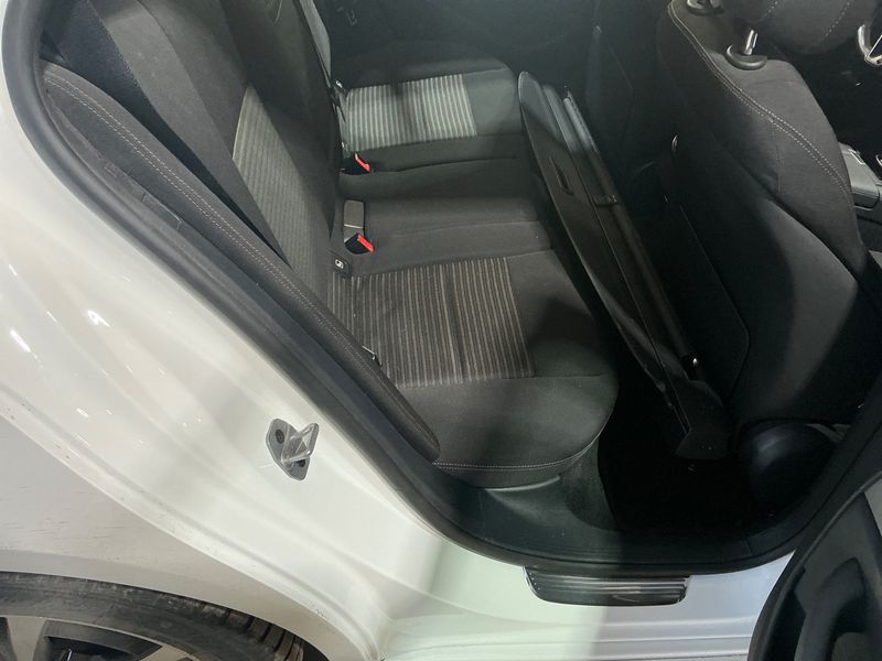 Mercedes-Benz E-Klasse E 300 de T 4Matic 2022 – снимка 30