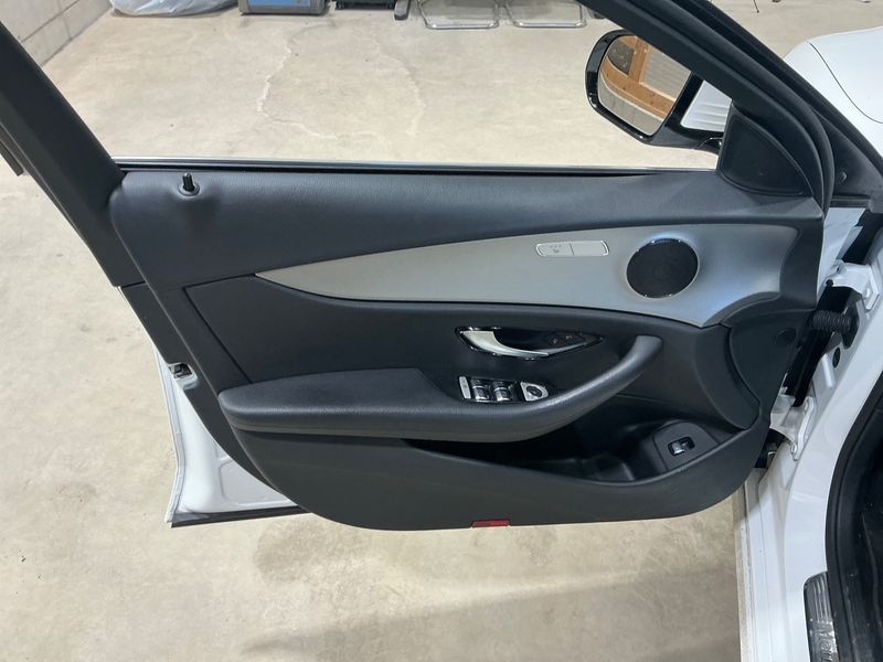 Mercedes-Benz E-Klasse E 300 de T 4Matic 2022 – снимка 24