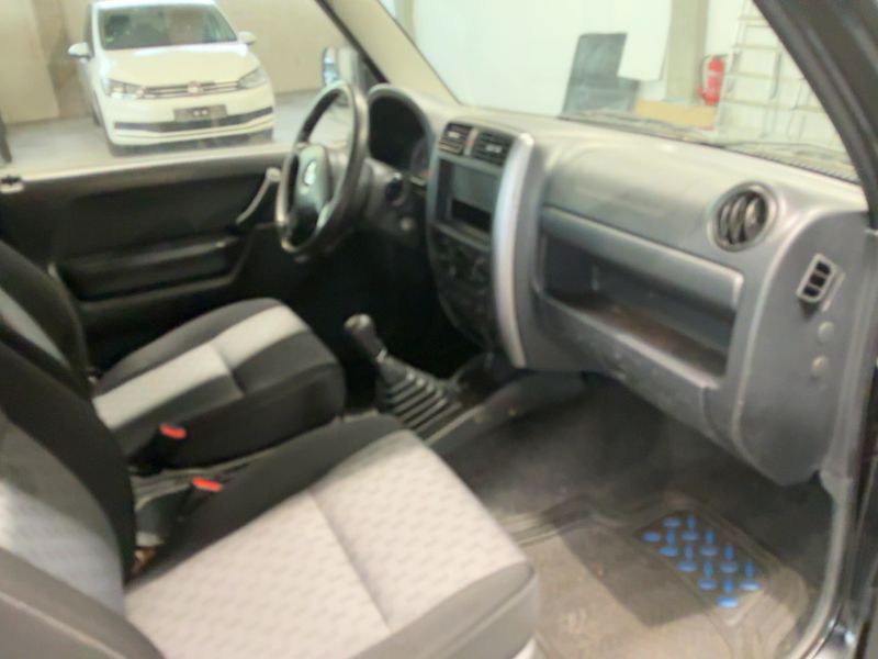Suzuki Jimny 1.3 NPJ 2010 – снимка 17
