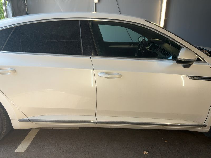 Volkswagen Arteon 2.0 TDI R-Line 4Motion 2017 – снимка 10