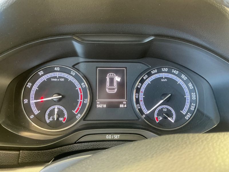 Skoda Karoq 1.0 TSI Executive 2019 – снимка 18