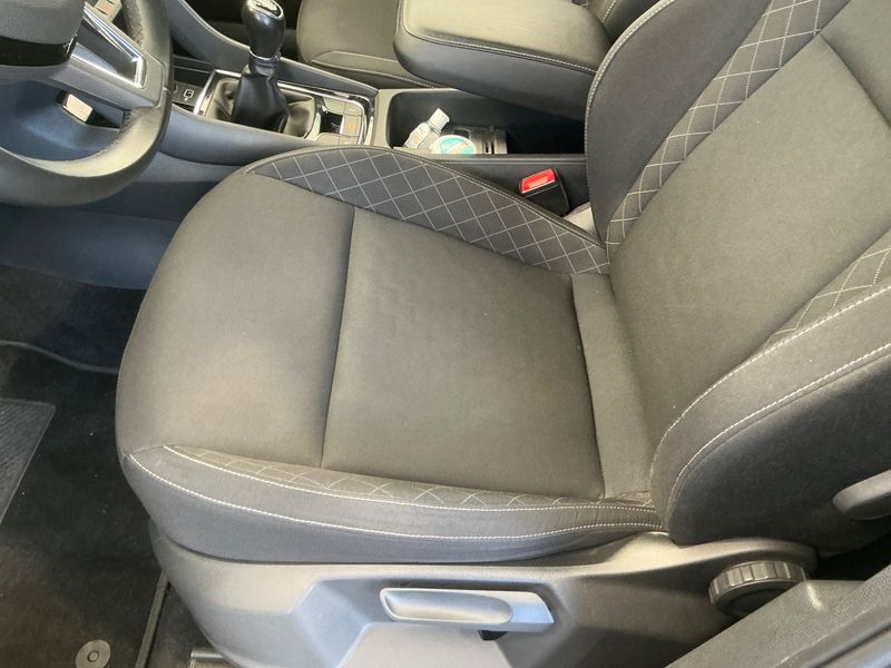 Skoda Karoq 1.0 TSI Executive 2019 – снимка 22