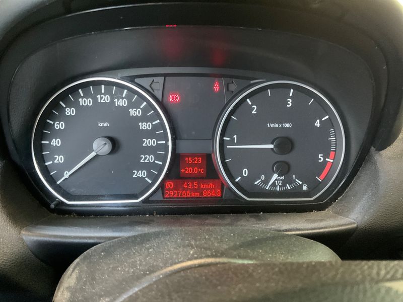 BMW 1er 120d 2006 – снимка 4