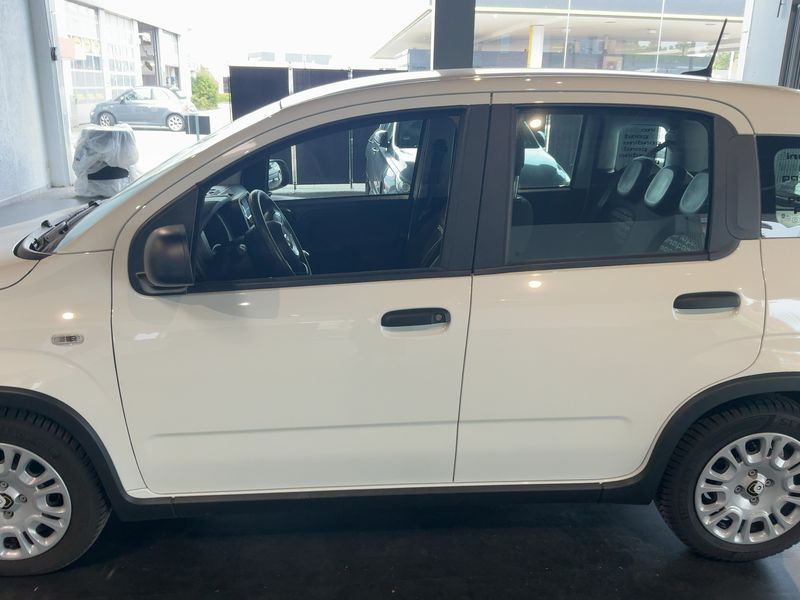 Fiat Panda 1.0 Mild-Hybrid Pandina Cross 2024 – снимка 4
