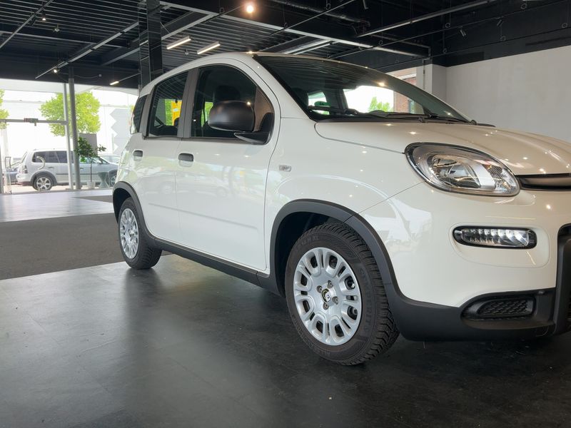 Fiat Panda 1.0 Mild-Hybrid Pandina Cross 2024 – снимка 12