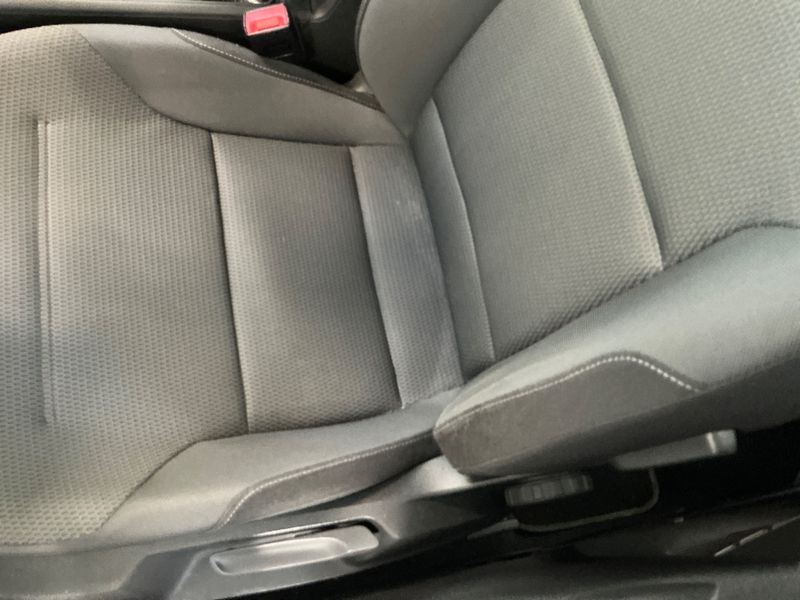 Volkswagen Golf VII 1.6 TDI Business BlueMotion Tech 2017 – снимка 21