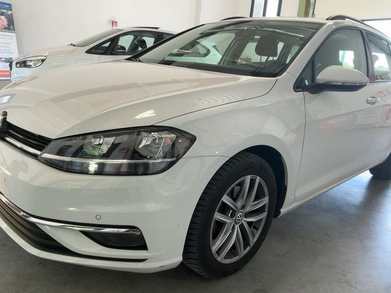 Volkswagen Golf VII 1.6 TDI Business BlueMotion Tech 2017 – снимка 2