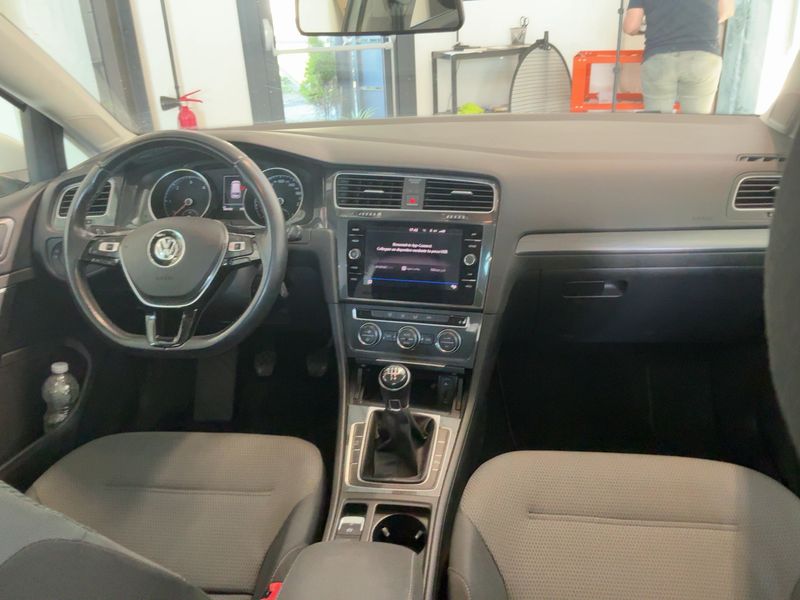Volkswagen Golf VII 1.6 TDI Business BlueMotion Tech 2017 – снимка 17