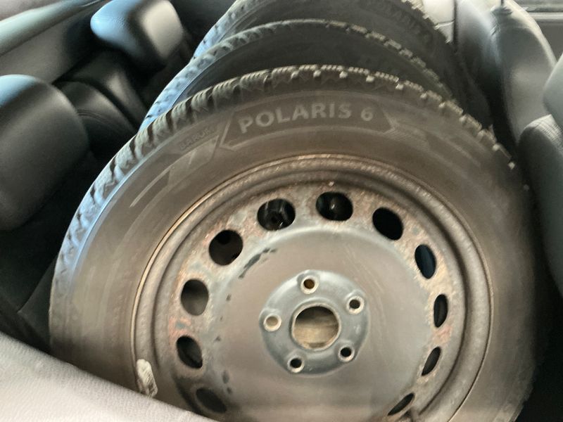 Volkswagen Golf VI 2.0 TDI BlueMotion Tech 2012 – снимка 21