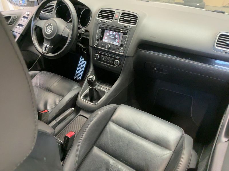 Volkswagen Golf VI 2.0 TDI BlueMotion Tech 2012 – снимка 12