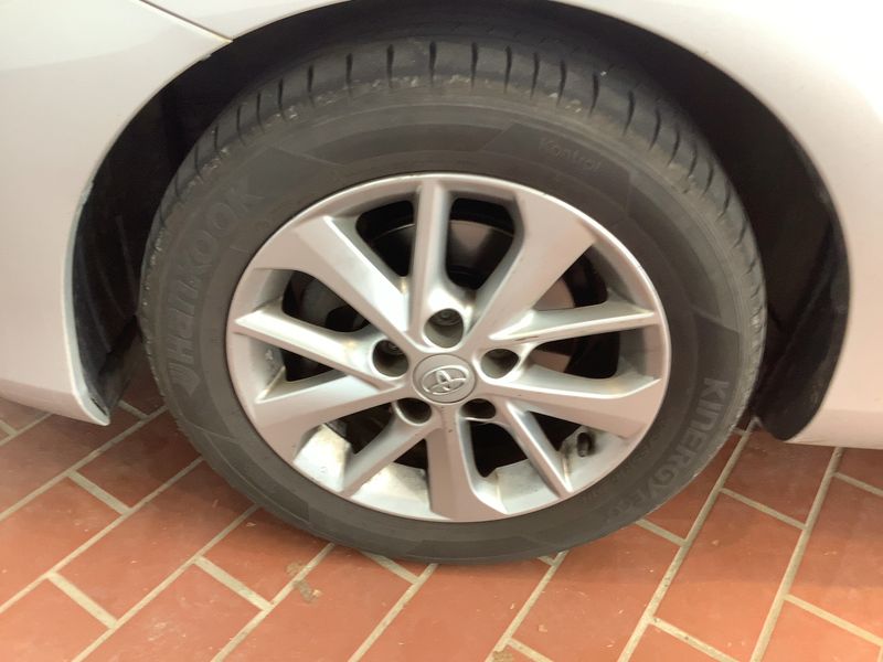 Toyota Auris Touring Sports 1.6 Life+ 2014 – снимка 3