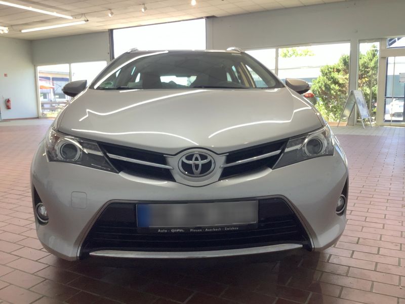 Toyota Auris Touring Sports 1.6 Life+ 2014 – снимка 14