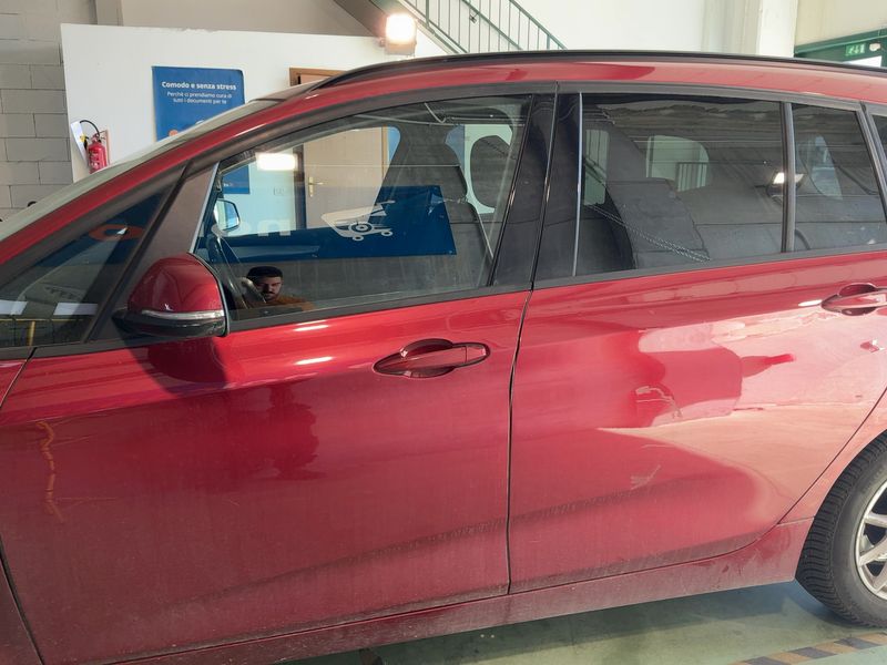 BMW 2er 216d Gran Tourer Advantage 2015 – снимка на щета 4