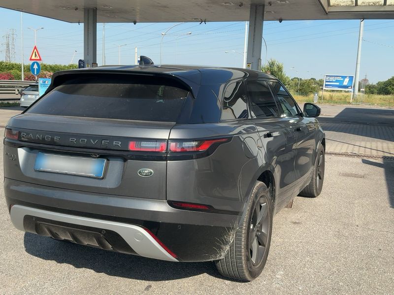 Land Rover Range Rover Velar 2.0 Diesel S R-Dynamic 2019 – снимка 8