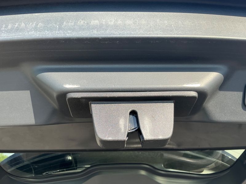 Land Rover Range Rover Velar 2.0 Diesel S R-Dynamic 2019 – снимка 22