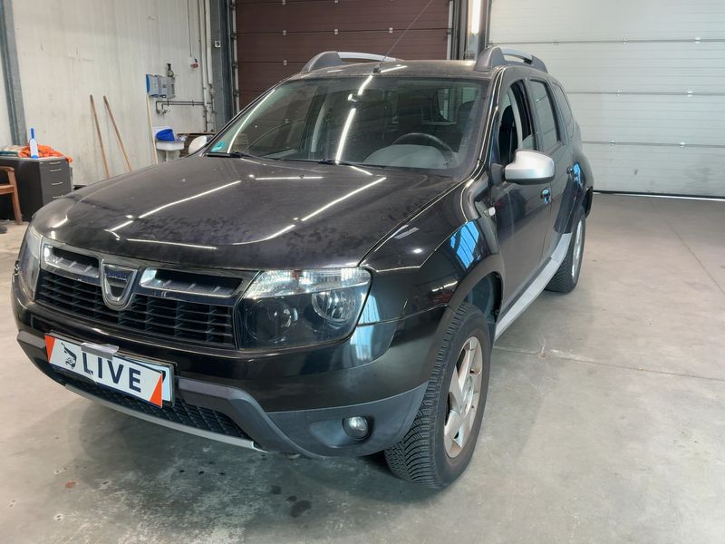 Dacia Duster 1.6 Basis 4x2 2013 – снимка 1