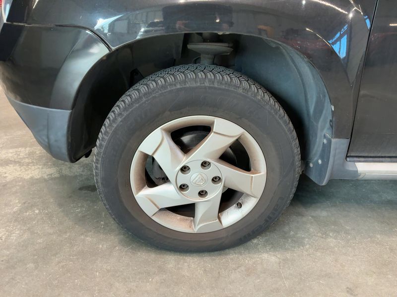 Dacia Duster 1.6 Basis 4x2 2013 – снимка 3