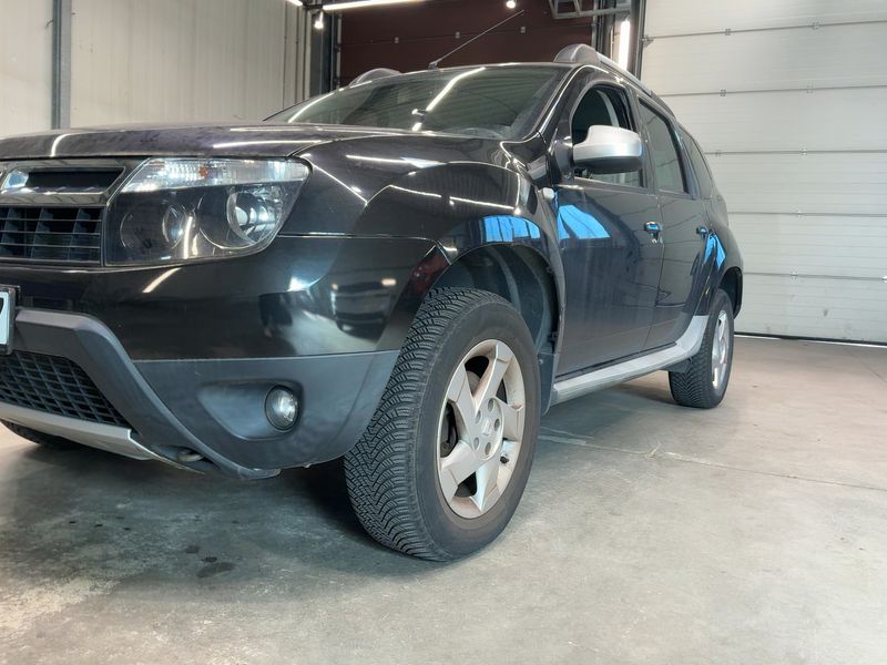 Dacia Duster 1.6 Basis 4x2 2013 – снимка 2
