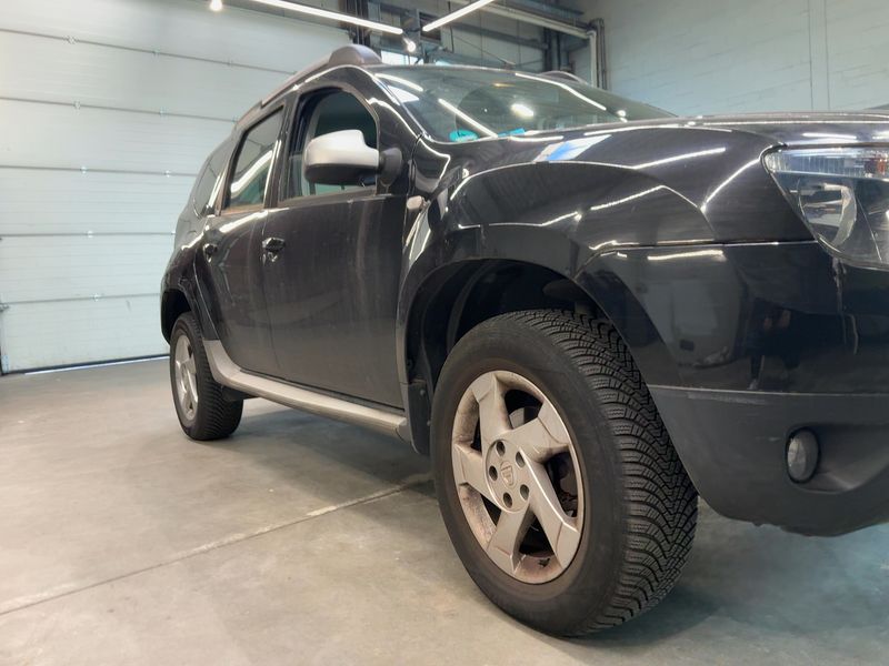 Dacia Duster 1.6 Basis 4x2 2013 – снимка 12