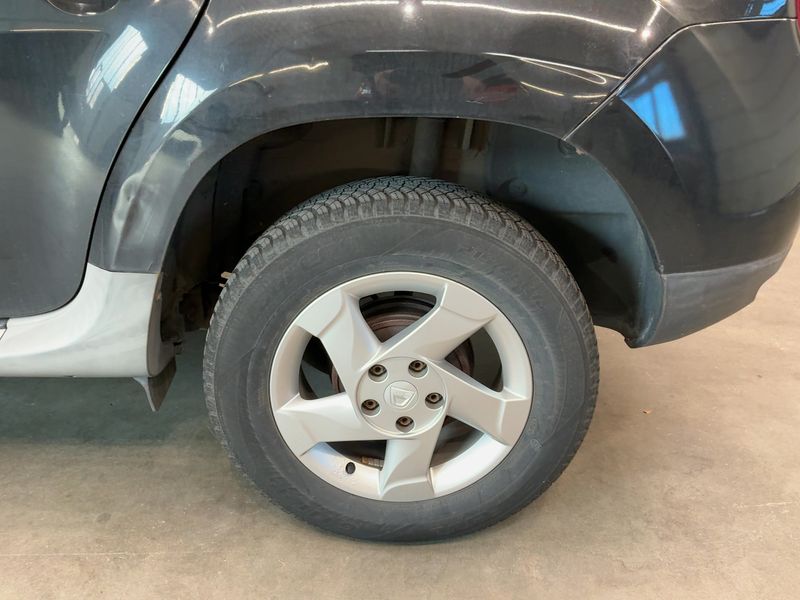 Dacia Duster 1.6 Basis 4x2 2013 – снимка 5