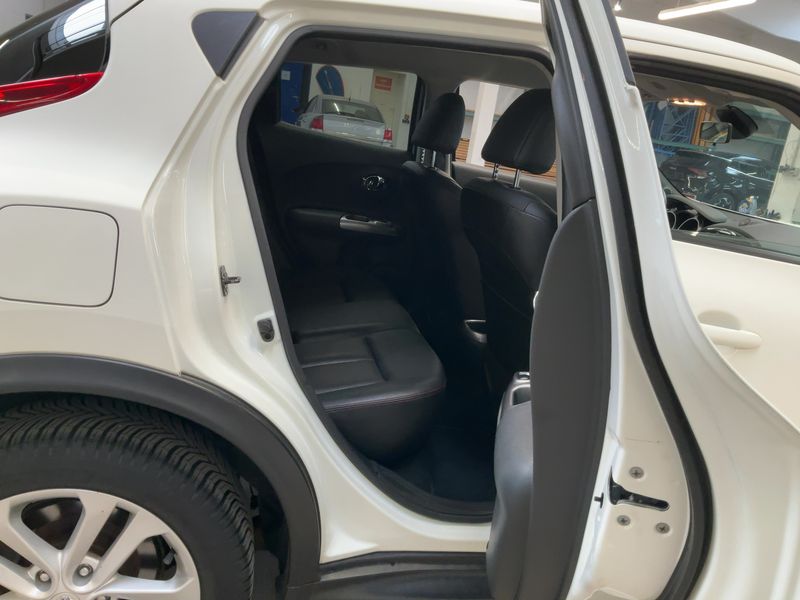 Nissan Juke 1.6 Tekna 2012 – снимка 19