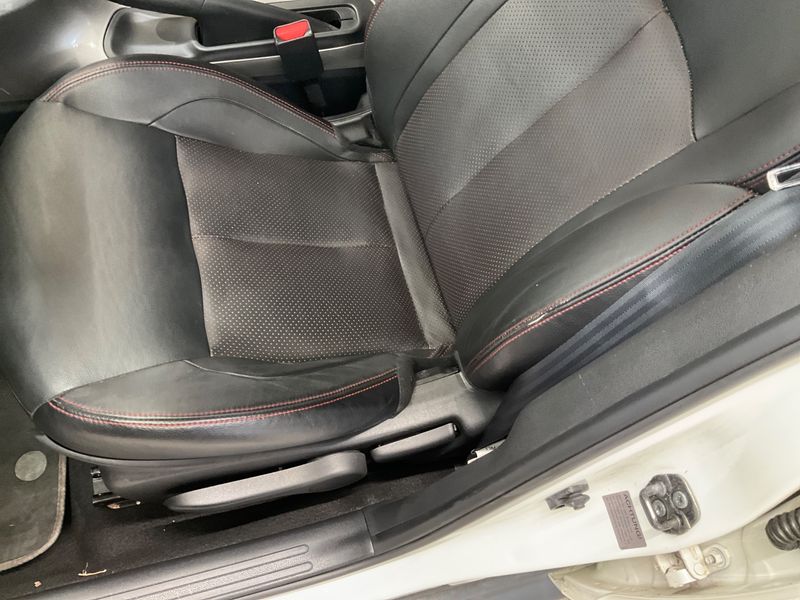 Nissan Juke 1.6 Tekna 2012 – снимка 27