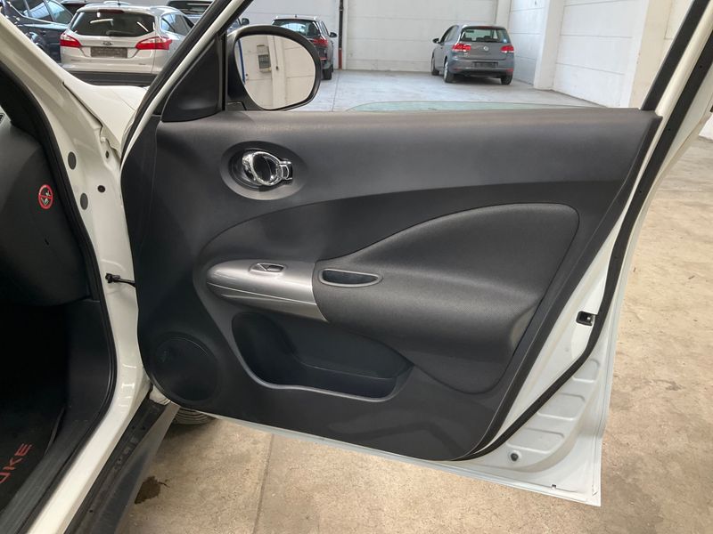 Nissan Juke 1.6 Tekna 2012 – снимка 25