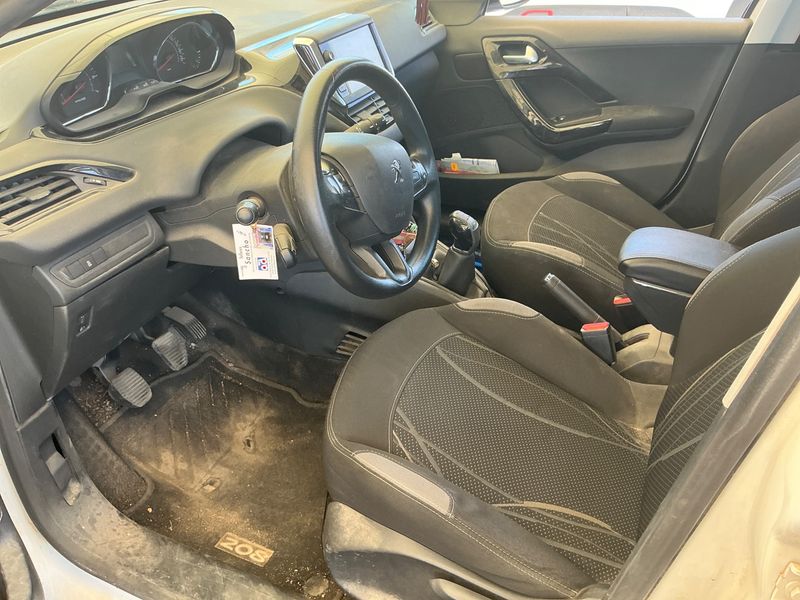 Peugeot 208 1.2 VTi Active 2012 – снимка 25
